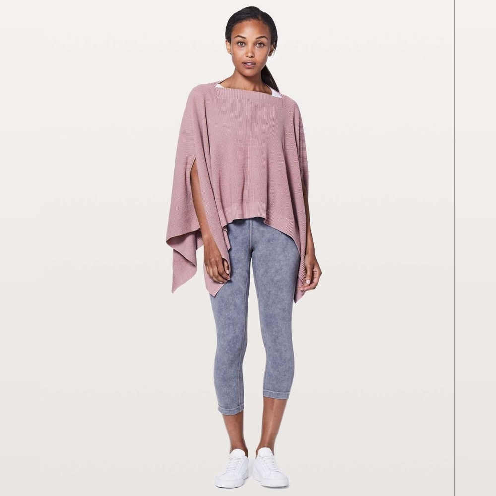 lululemon Forward Flow Cape, Vintage Mauve Sweater Poncho, OS - Picture 4 of 11